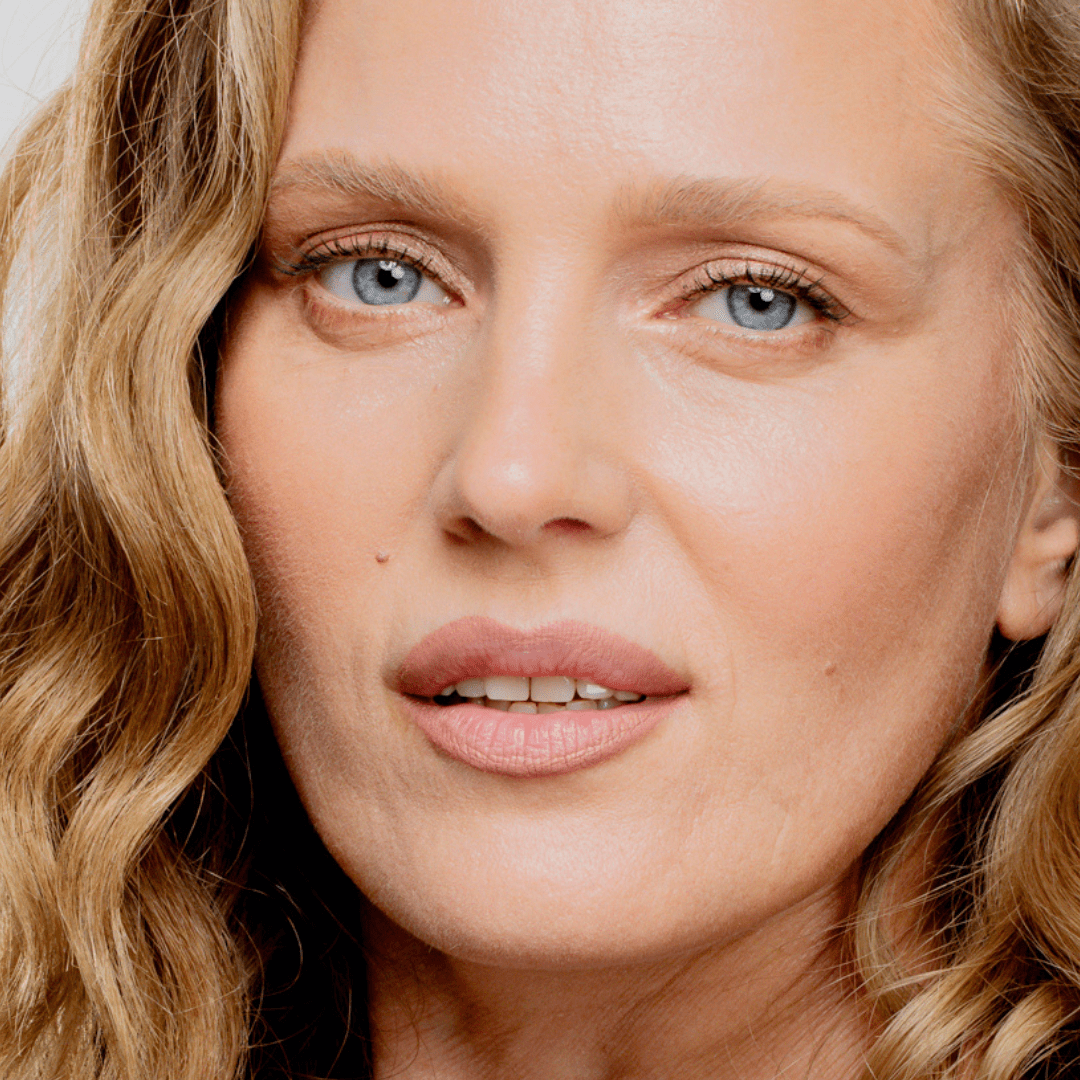 #color_Cosmopolitan 04 Pinky Beige