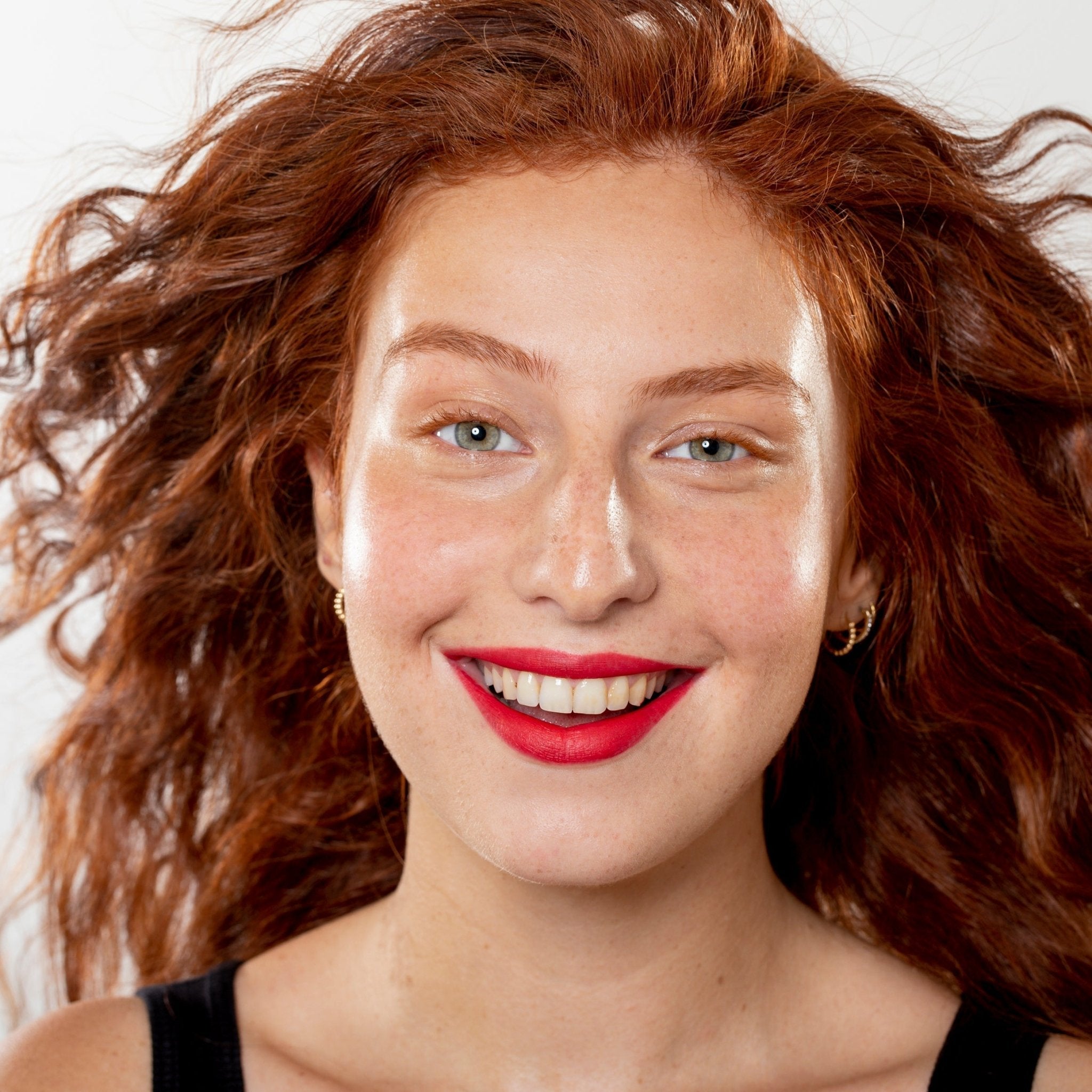  #color_irène 01 true red