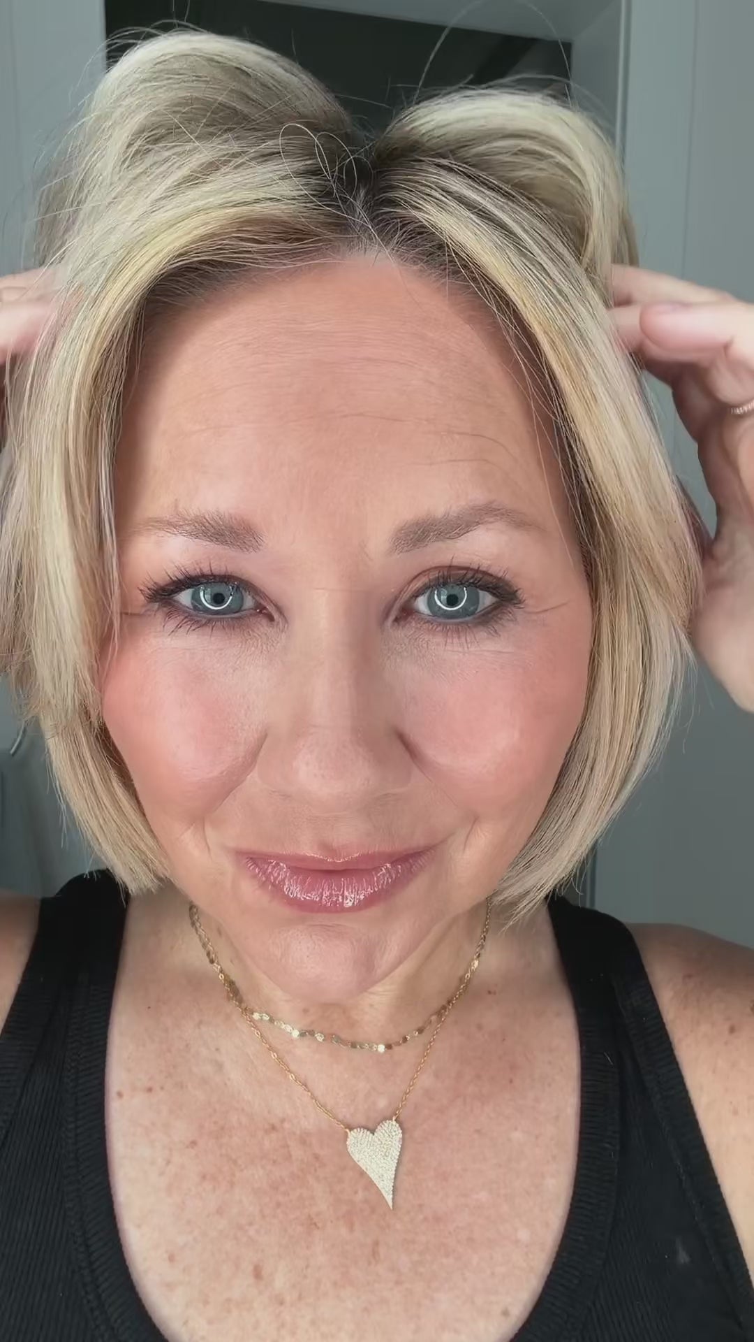 Load video: Coral Bronze