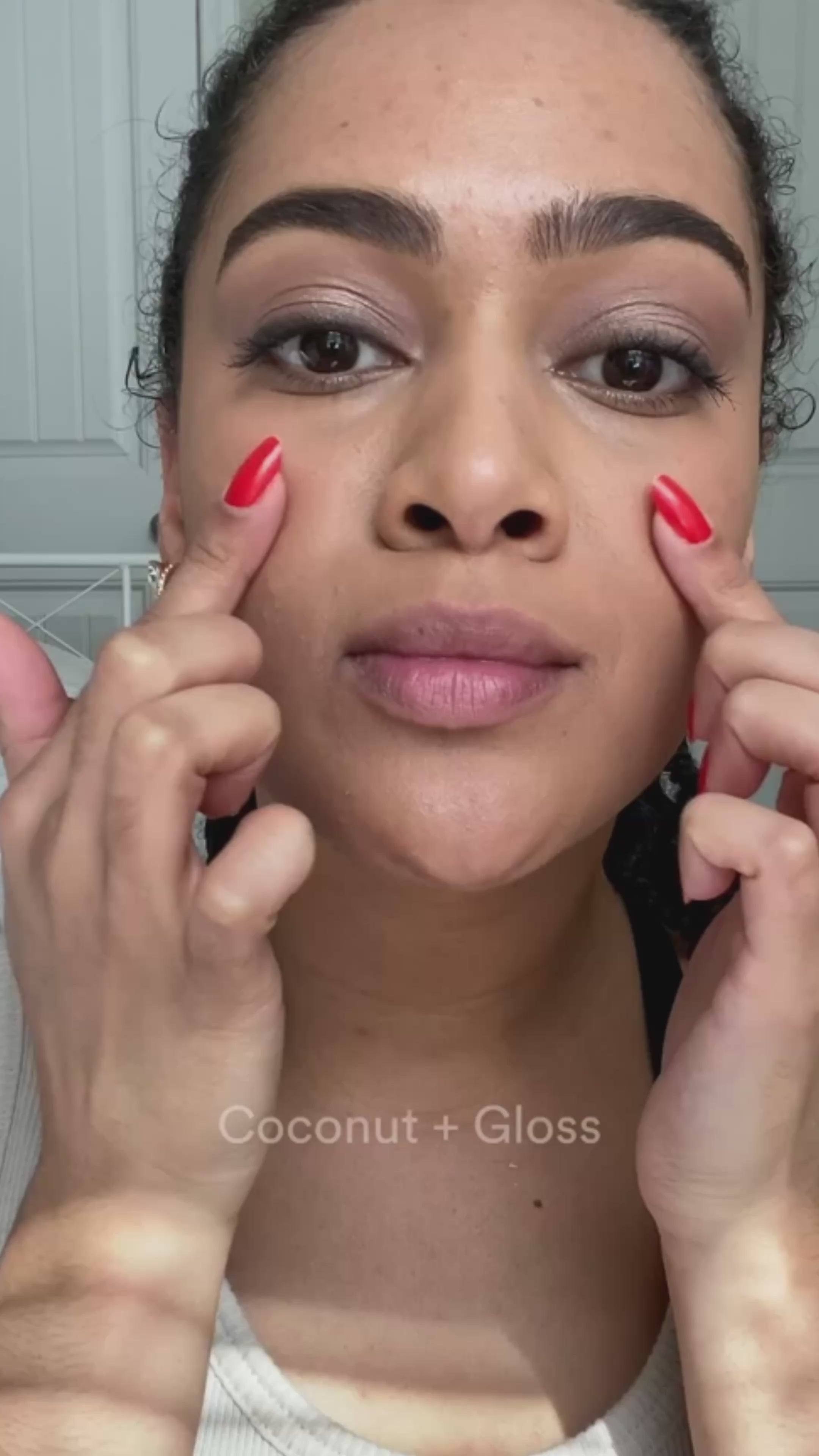 Load video: Coconut Variant 2