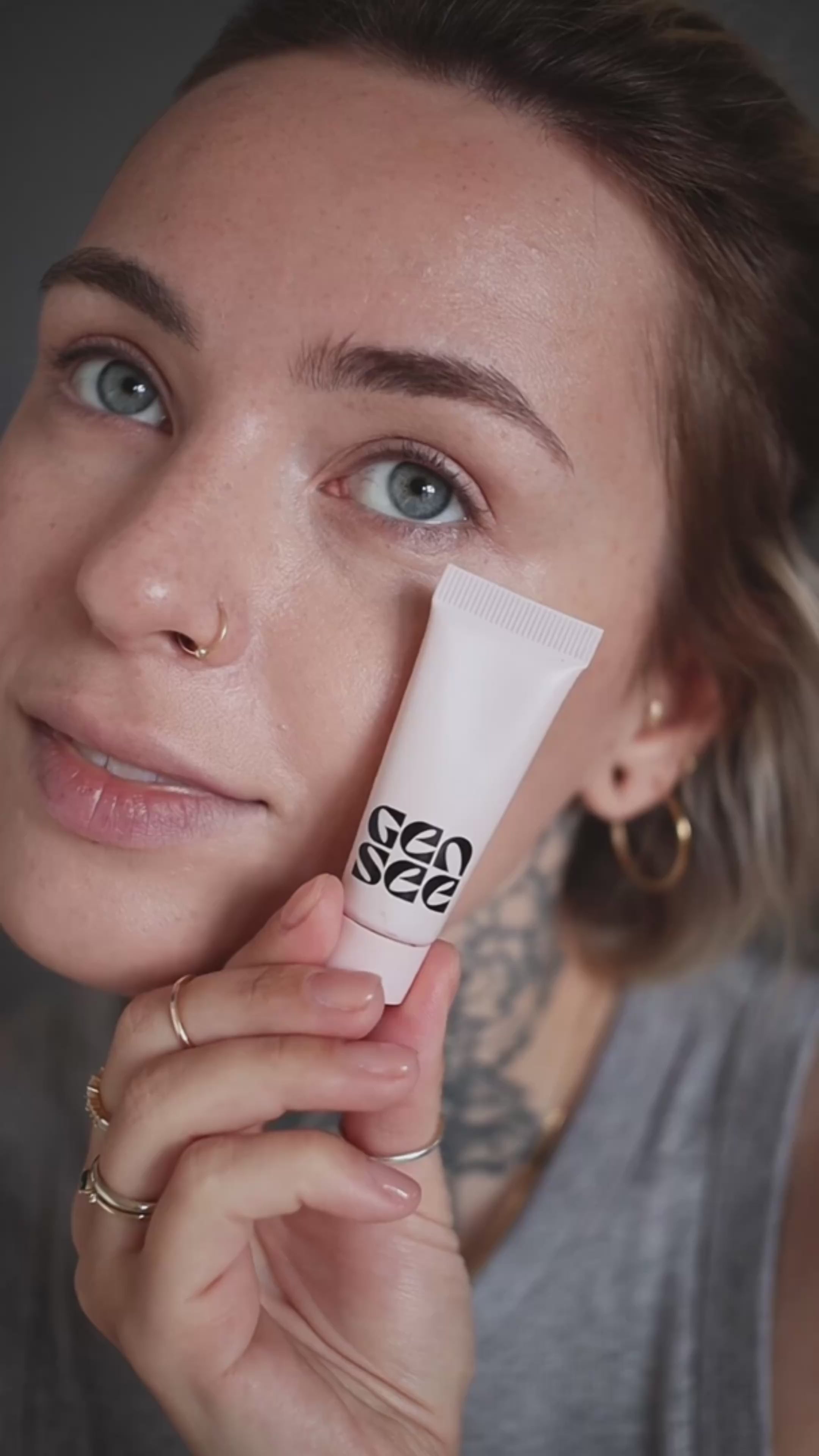 Load video: Plum Variant 1